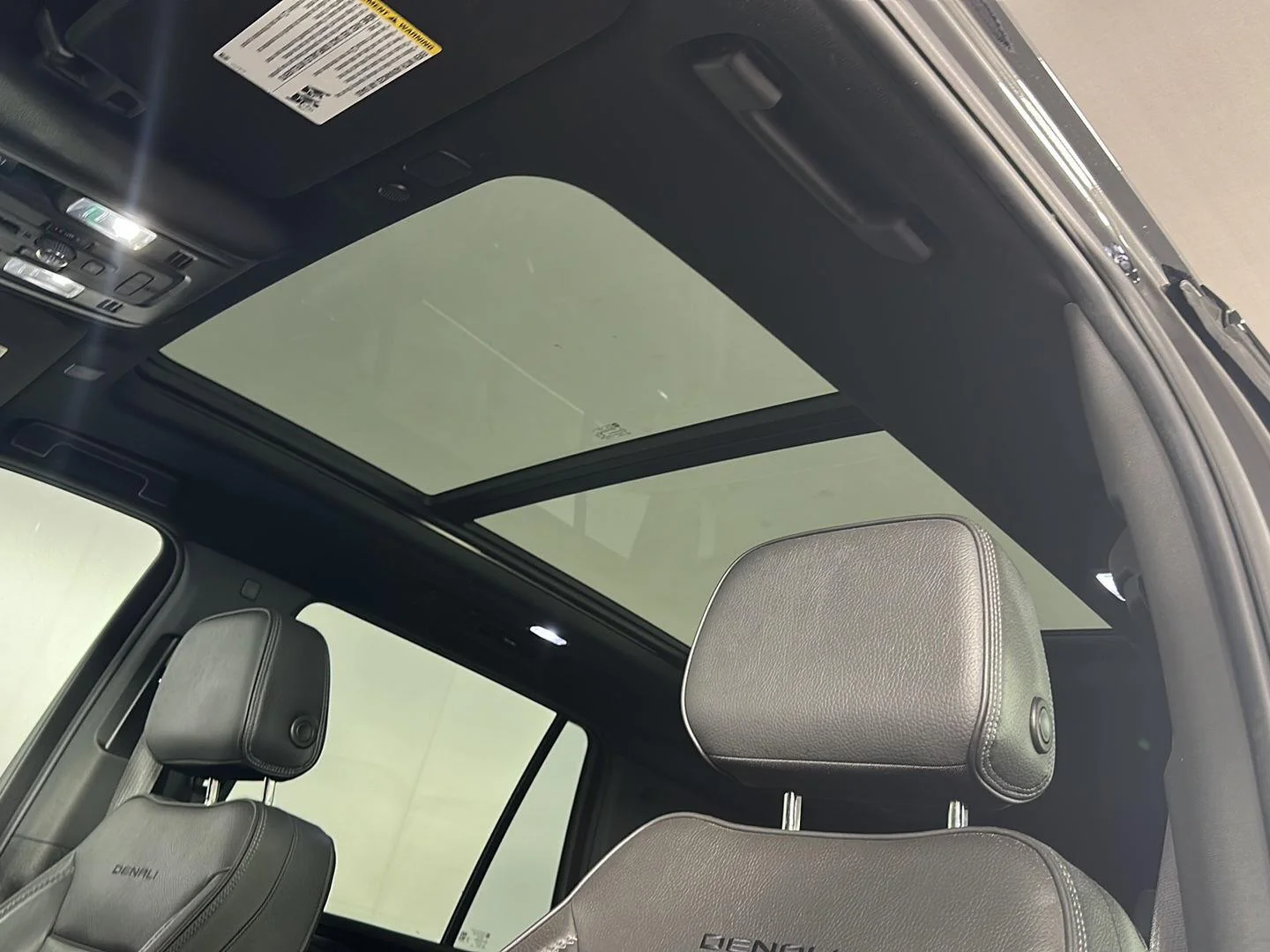 Used 2022 Onyx Black GMC Denali image 22