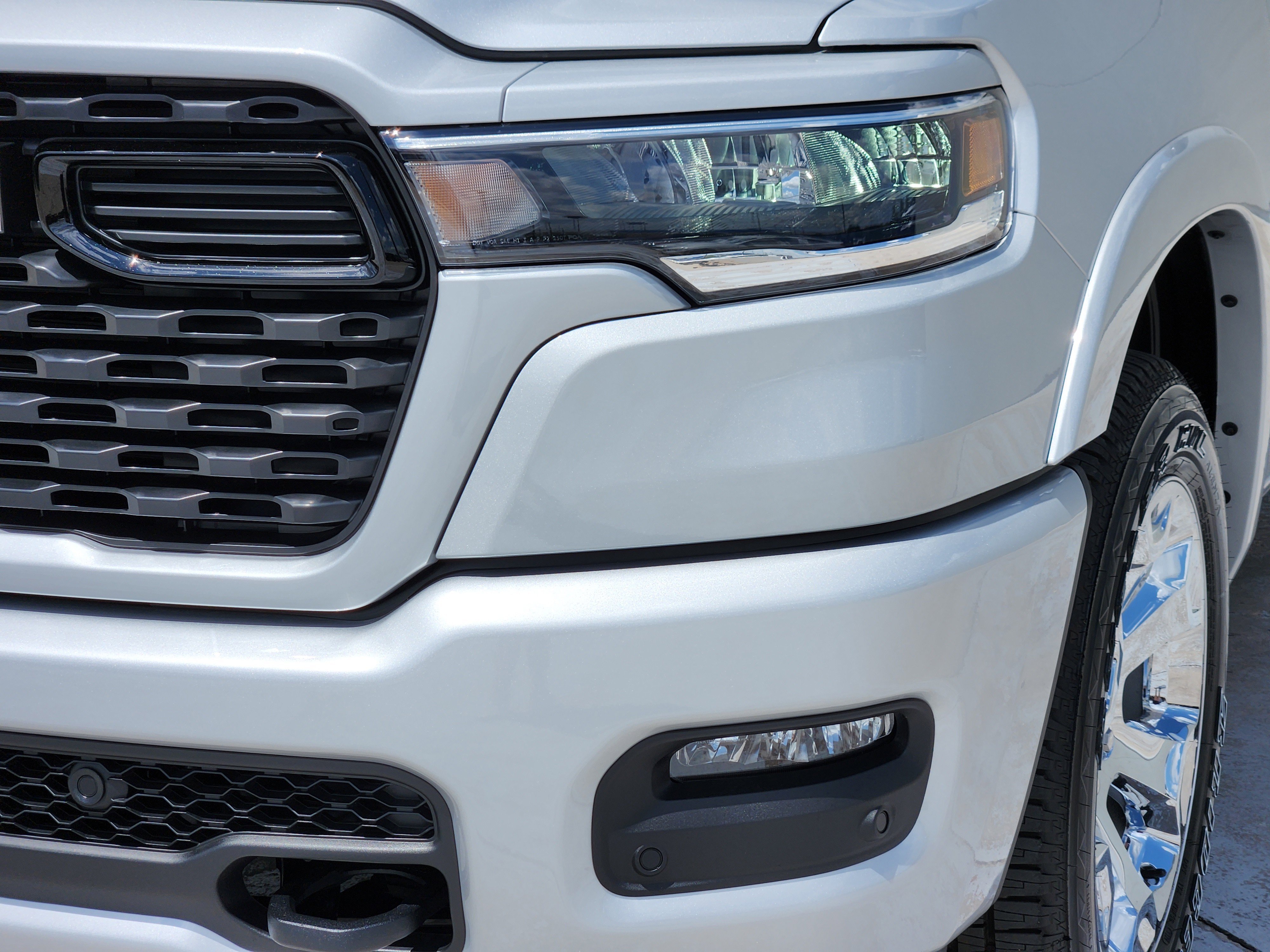 New 2026 Silver Zynith Exterior Paint RAM Big Horn image 6