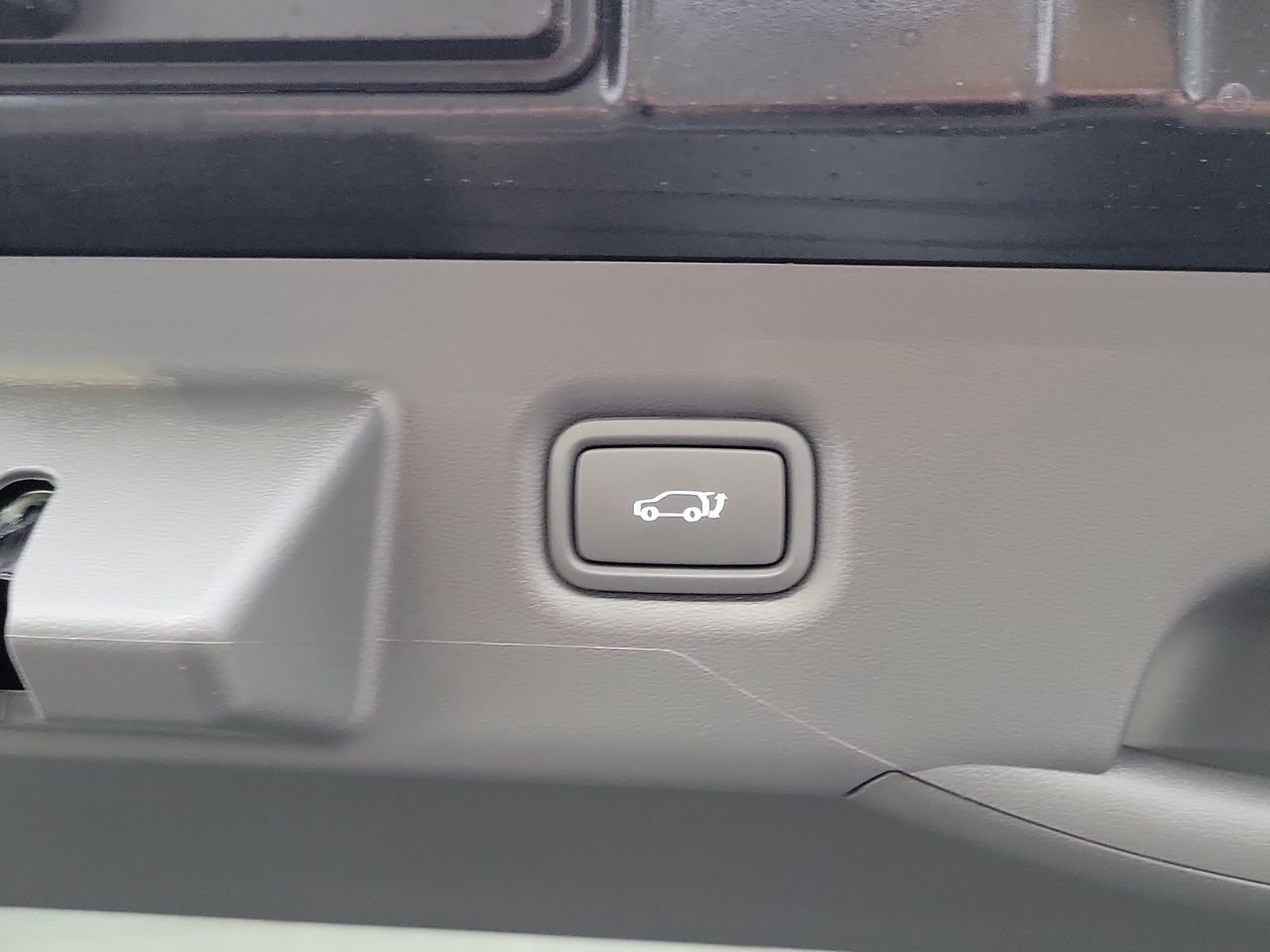 New 2027 Abyss Black Hyundai SEL image 17
