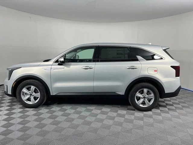 New 2026 White Kia LX image 4