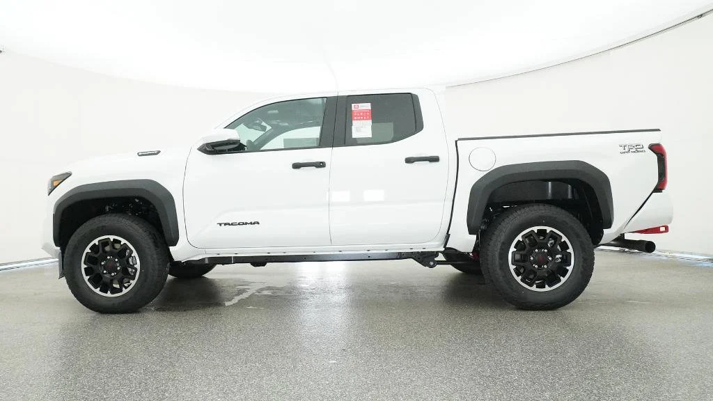 2025 Toyota Tacoma TRD Off Road - Photo 10