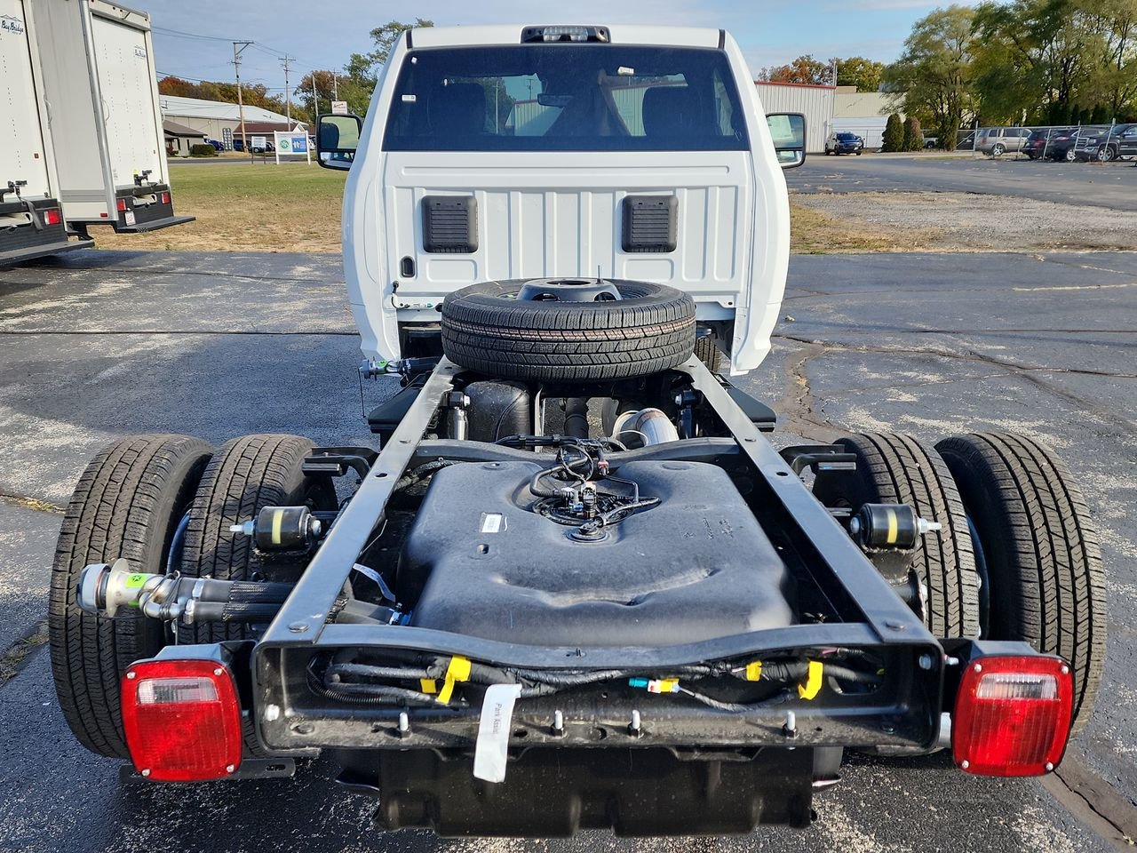 New 2026 Bright White Clearcoat RAM Tradesman image 25