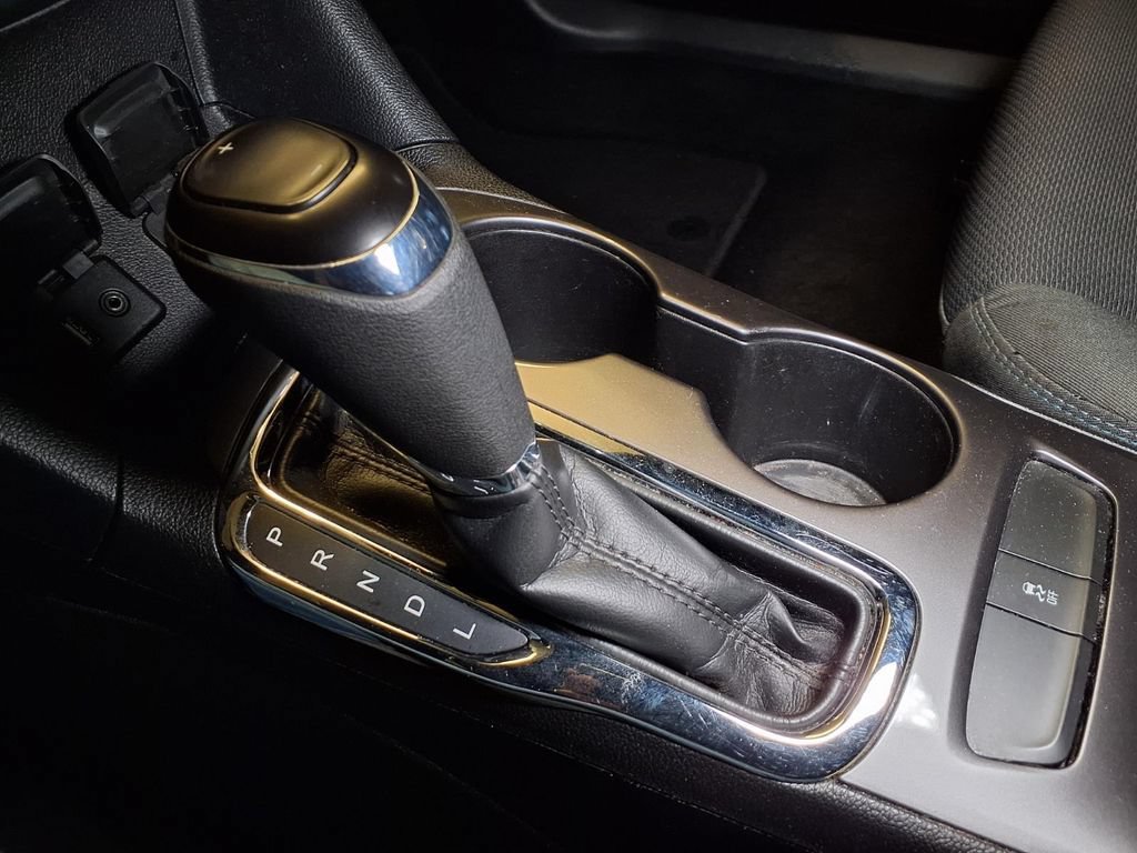 Used 2017 GRAPHITE METALLIC Chevrolet LT image 6