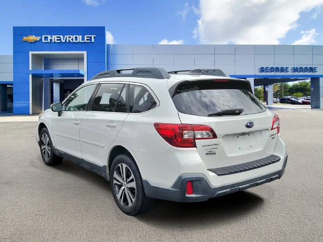 2019 Subaru Outback Limited - Photo 3