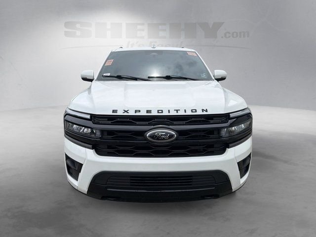 Used 2023 White Ford Limited image 17