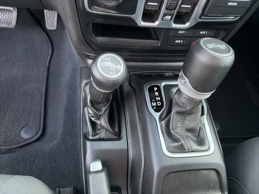 Certified Used 2022 Black Jeep Unlimited Sport S image 24