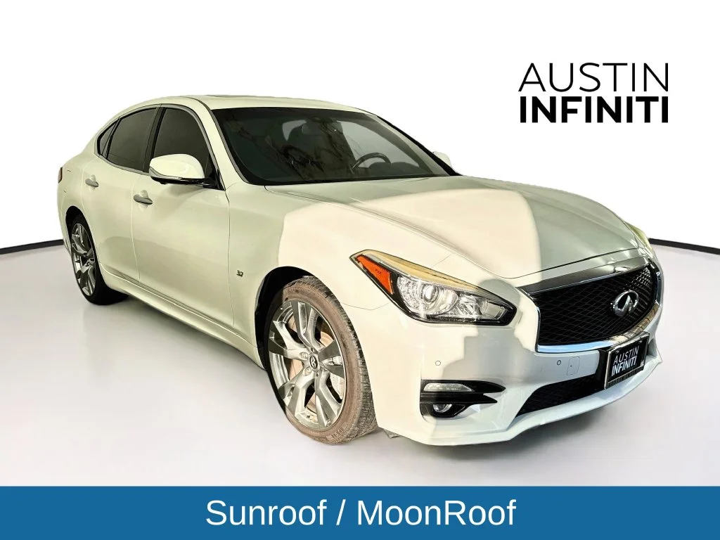 2015 INFINITI Q70
