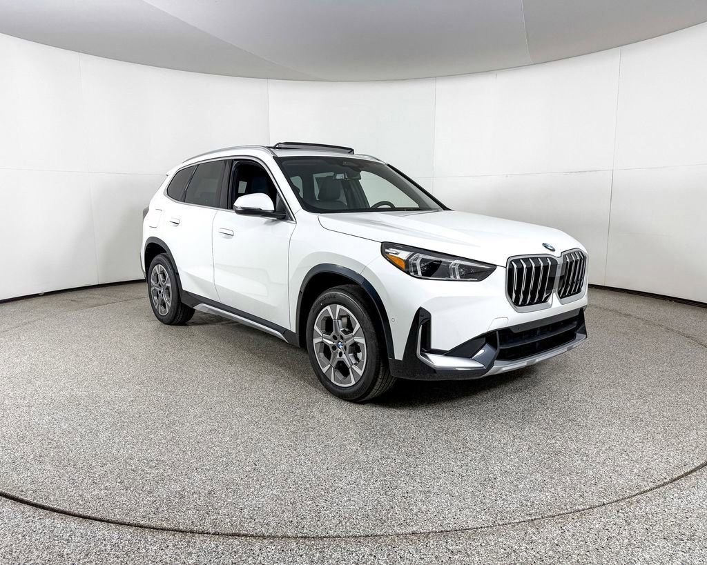 Certified Used 2025 Alpine White BMW xDrive28i image 6