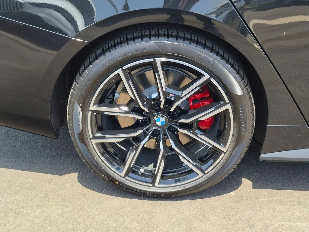 New 2026 Black BMW xDrive40 image 29