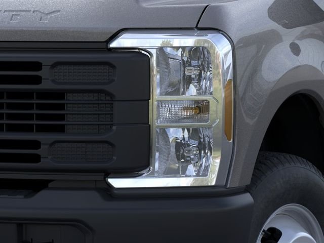 New 2026 Carbonized Gray Metallic Ford F-350® XL image 18
