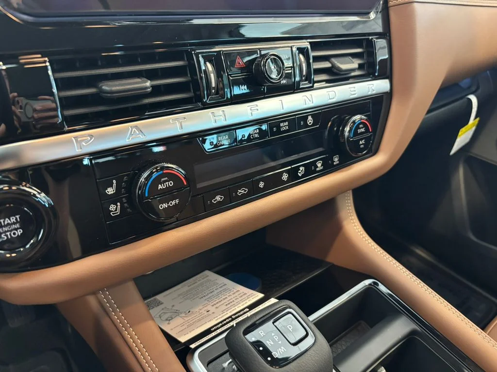 New 2026 Everest White Pearl TriCoat Nissan Platinum image 21