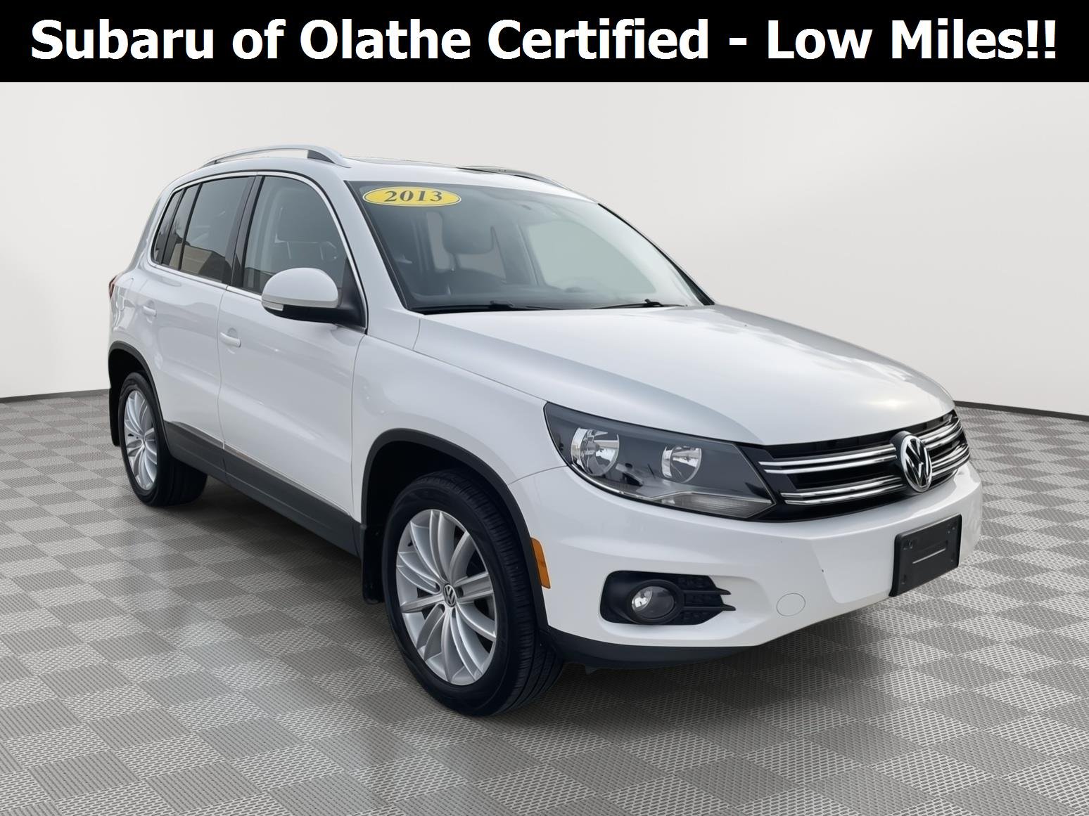Used 2013 Candy White Volkswagen SE w/Sunroof & Nav image 1