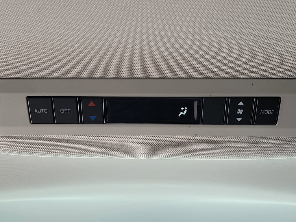 Used 2022  Toyota LE image 14