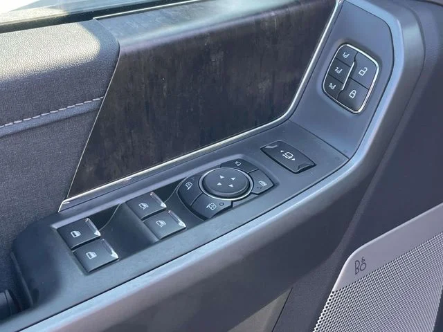 New 2026 Agate Black Metallic Ford F-250® Lariat® image 14