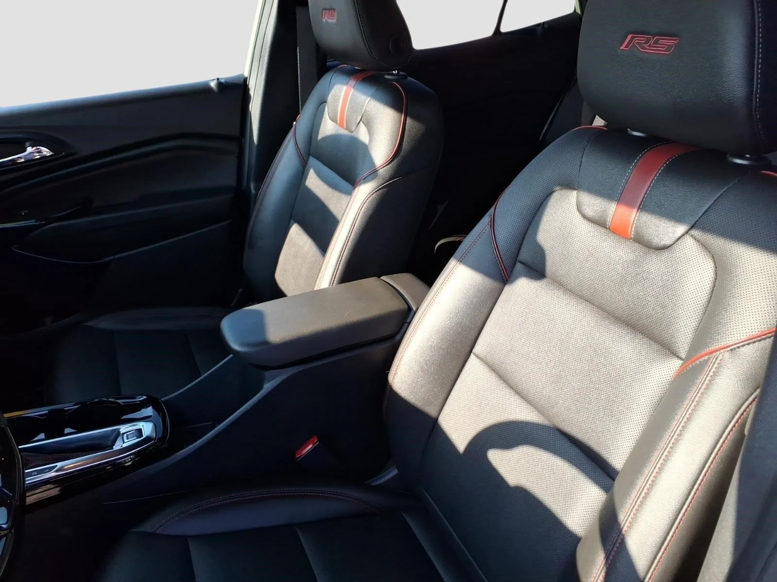 2024 Chevrolet Trax RS - Photo 11
