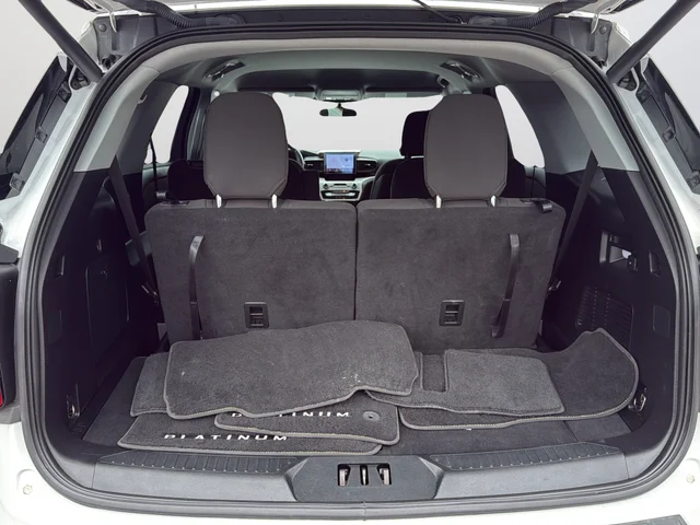 Used 2020 White Ford XLT image 13