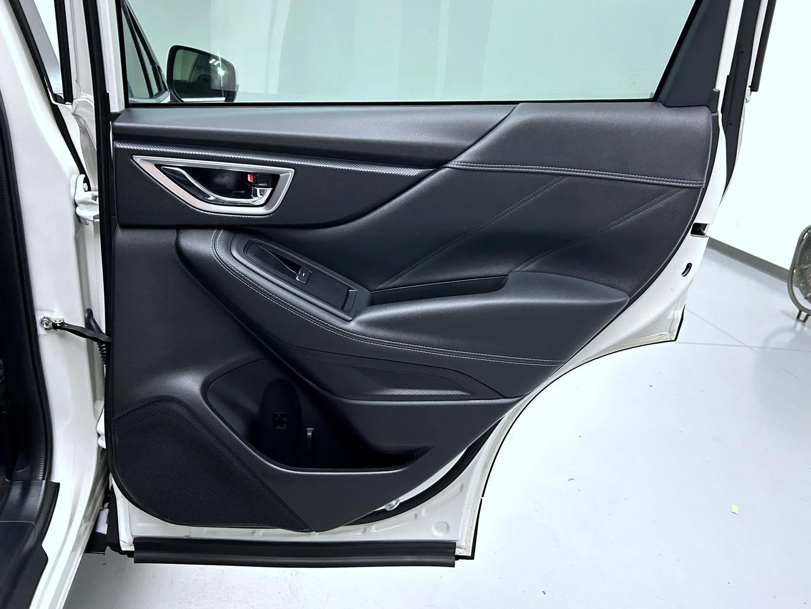 Used 2021 White Subaru Limited image 17