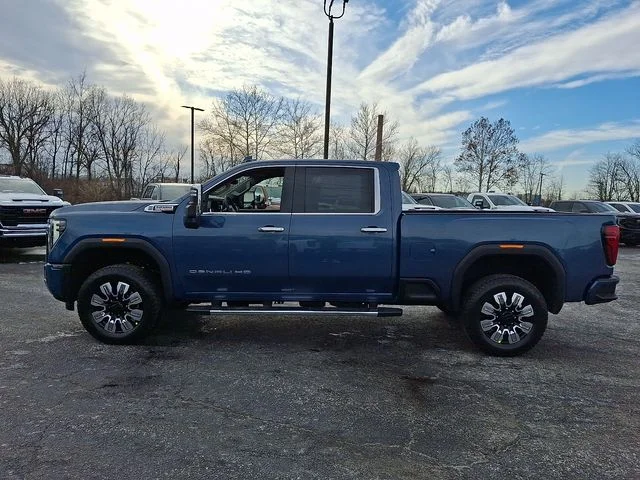 Used 2026 Blue GMC Denali image 4