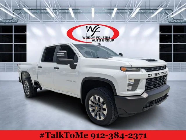Used 2023 White Chevrolet Custom image 1