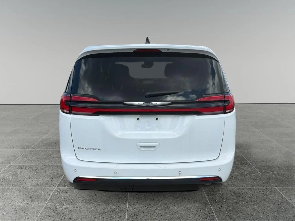Used 2023 Bright White Clearcoat Chrysler Touring L image 7