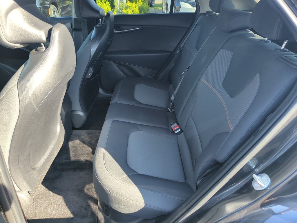 Used 2025 Gray Kia LX image 27