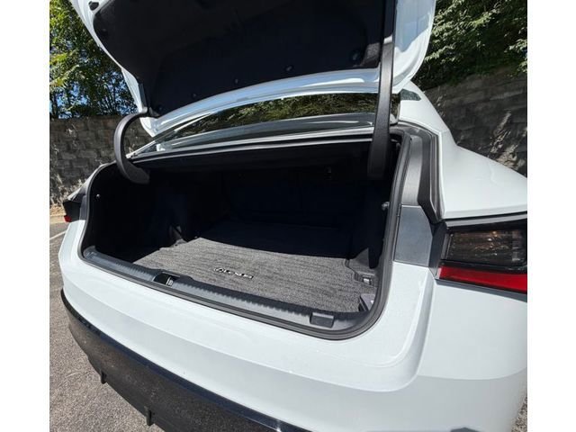 New 2024 ULTRA WHITE Lexus IS 350 F SPORT Design image 35