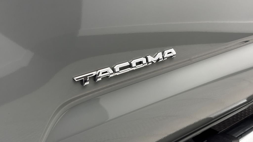 Used 2022  Toyota TRD Sport image 5