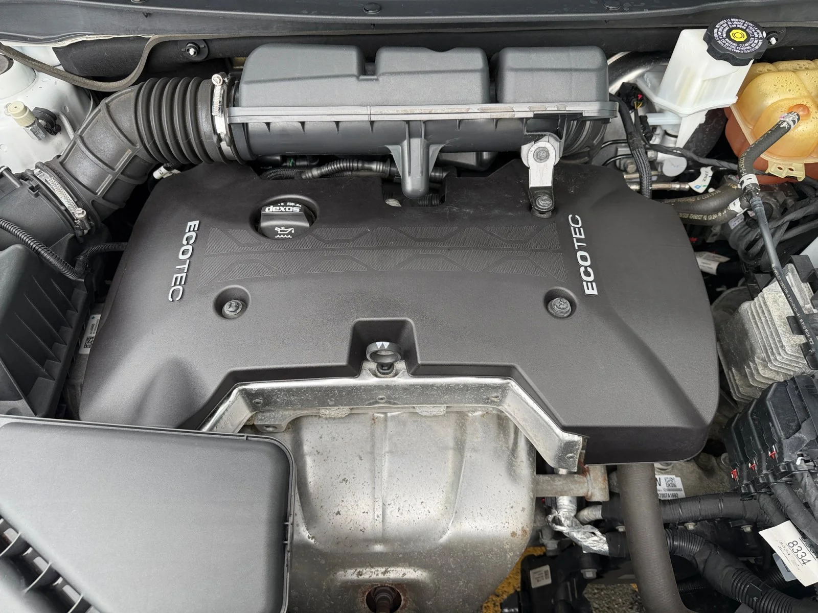 Used 2017 Summit White Buick Essence image 7