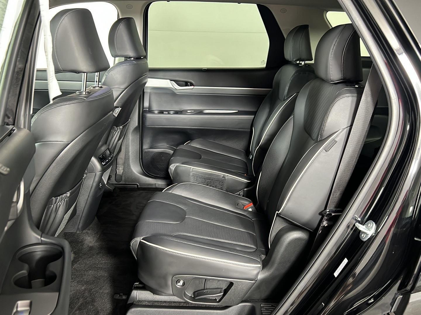 Used 2025 Abyss Black Pearl Hyundai XRT image 12