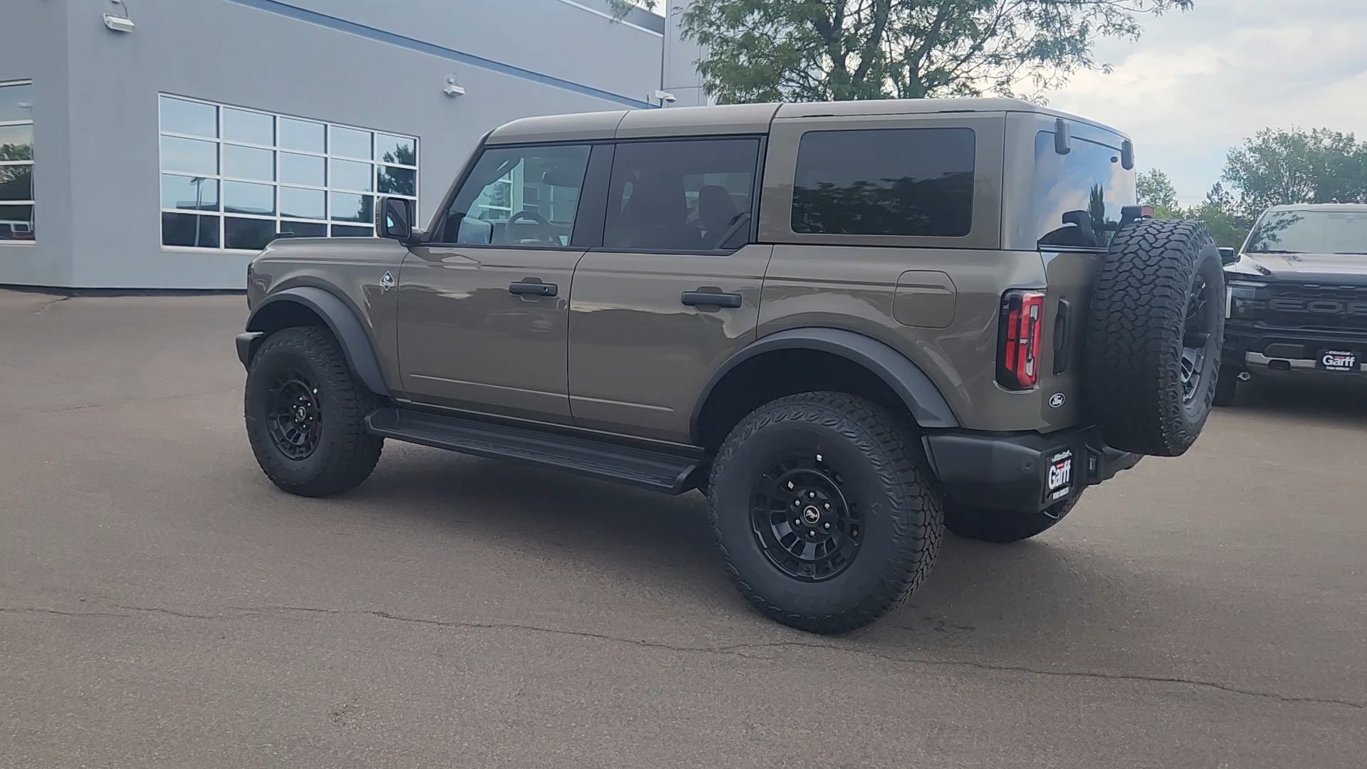 New 2026 Marsh Gray Ford Outer Banks image 6