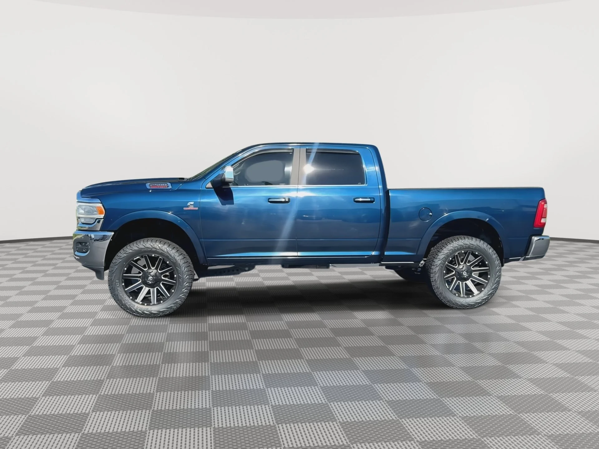 Certified Used 2021 Patriot Blue Pearlcoat Ram Laramie image 5