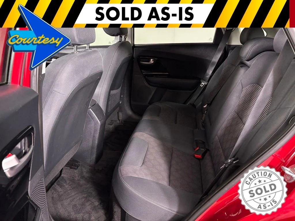 Used 2021 Red Kia LXS image 34