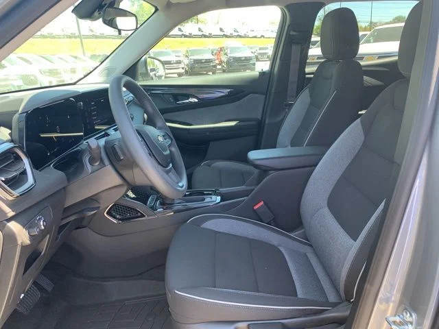 Used 2026 Gray Chevrolet LT image 22