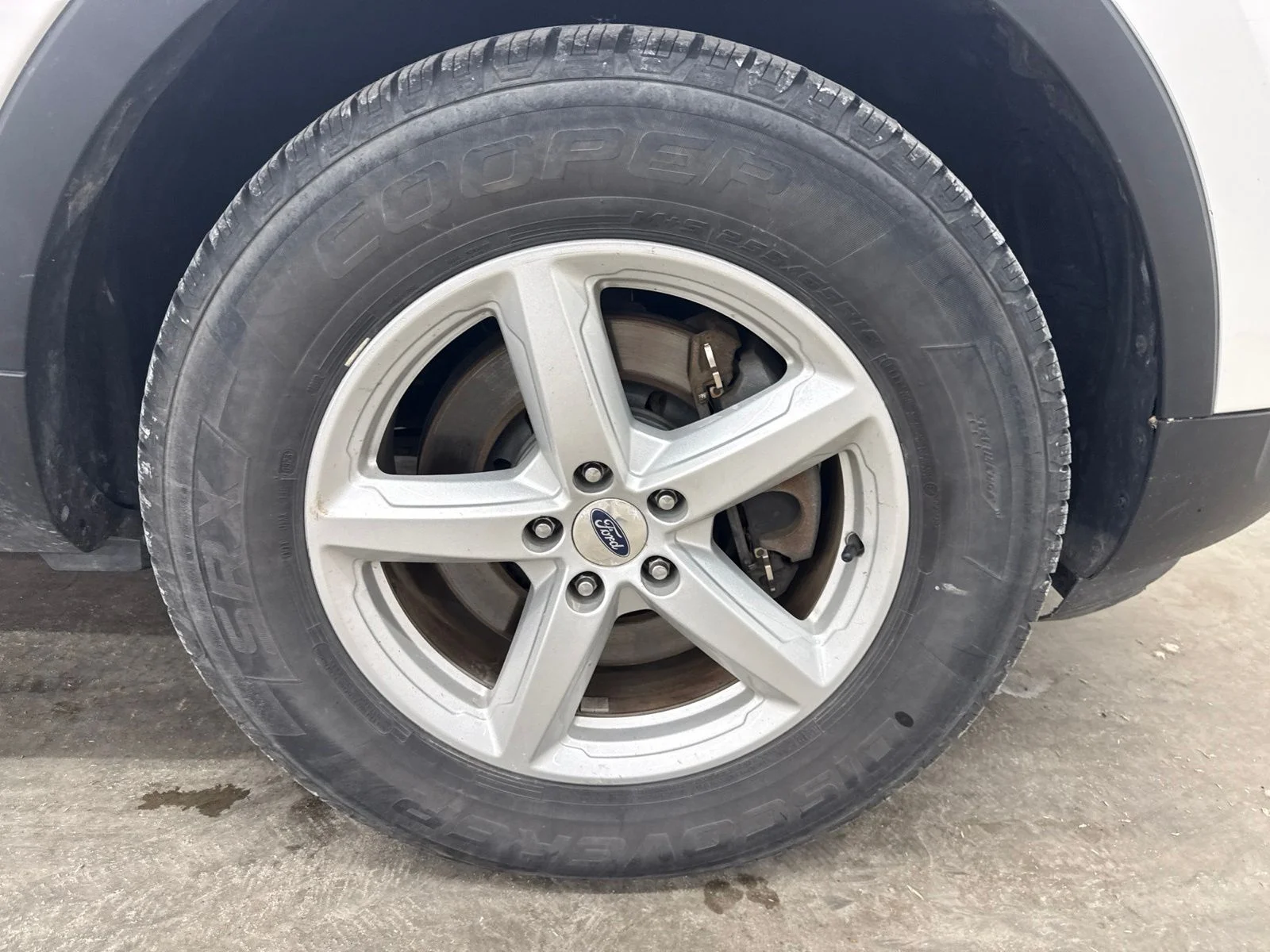 Used 2016 White Ford XLT image 10