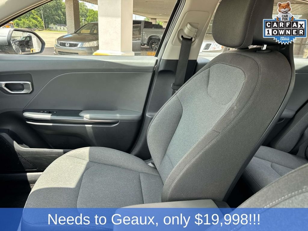 Used 2025 Gray Kia LXS image 31