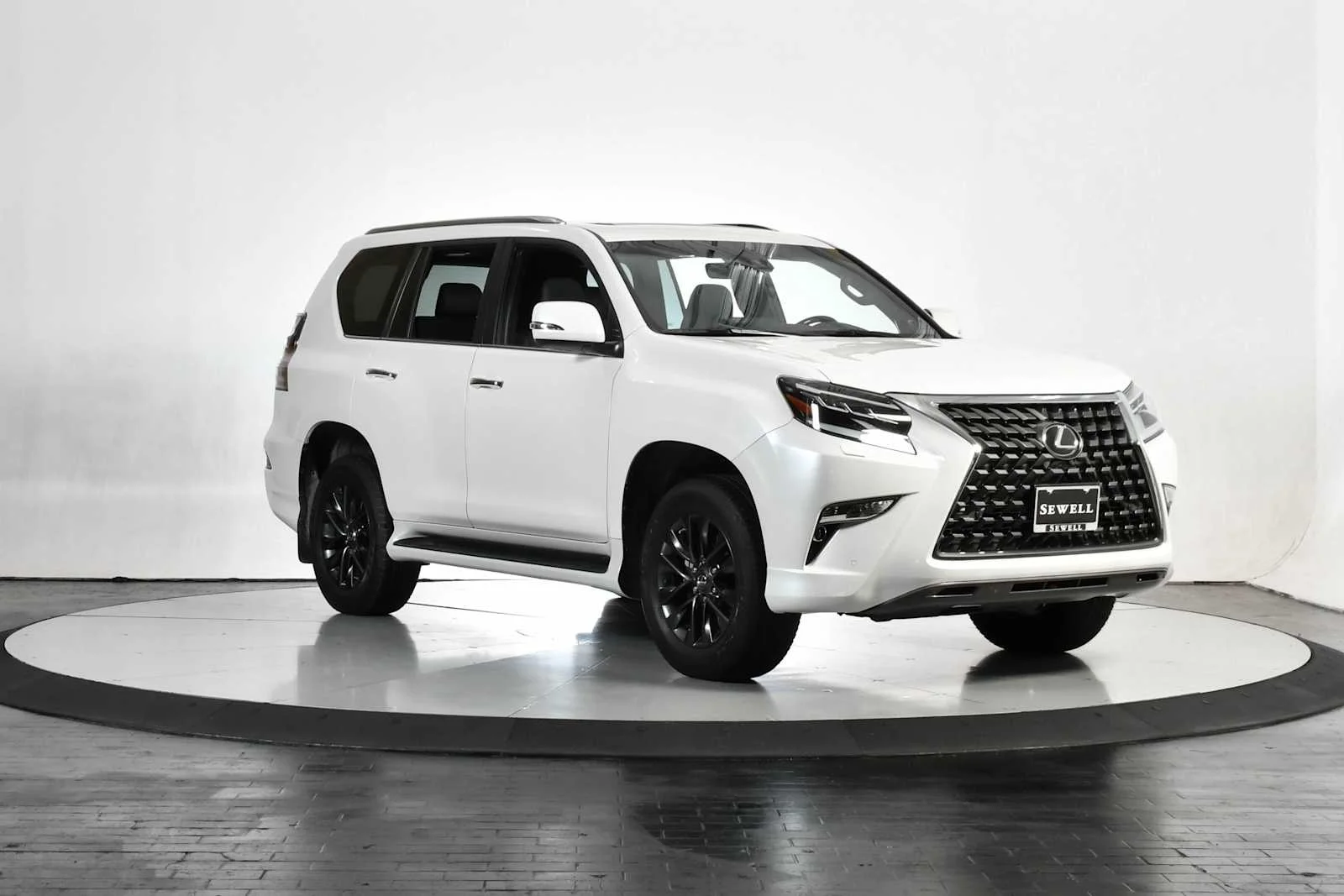 Certified Used 2023 EMINENT WHITE PEARL Lexus Premium image 9