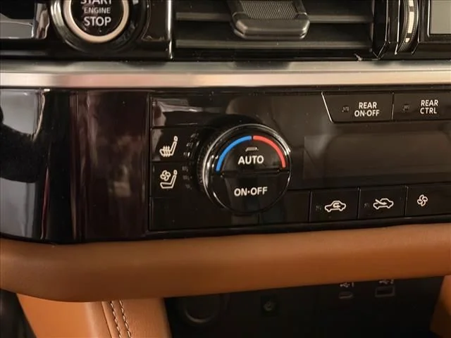 2023 Nissan Pathfinder Platinum - Photo 24