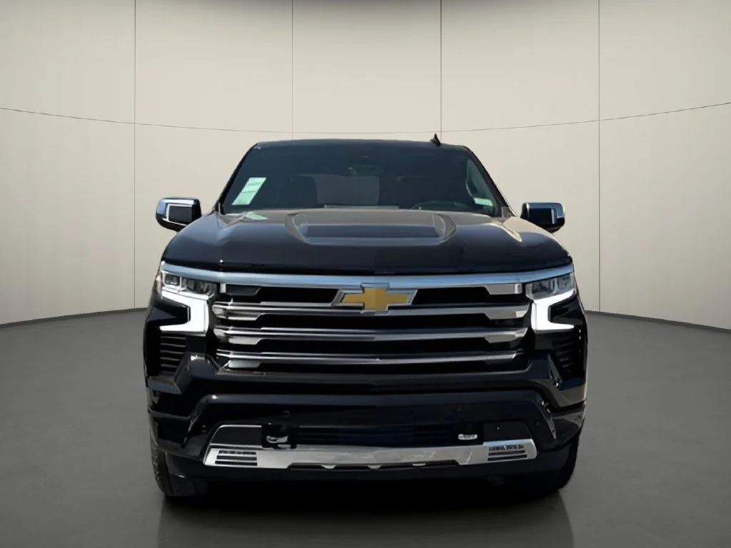 New 2026 Black Chevrolet High Country image 5