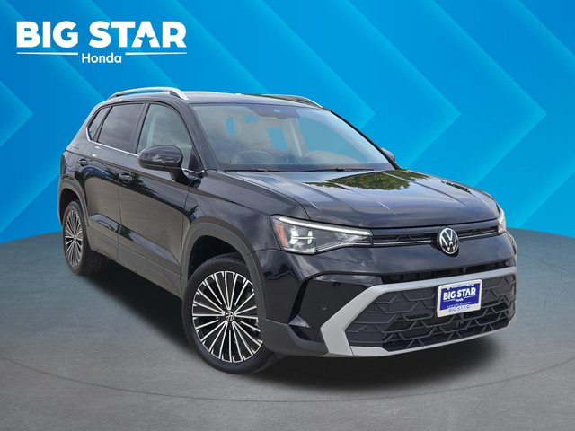 2025 Volkswagen Taos SE