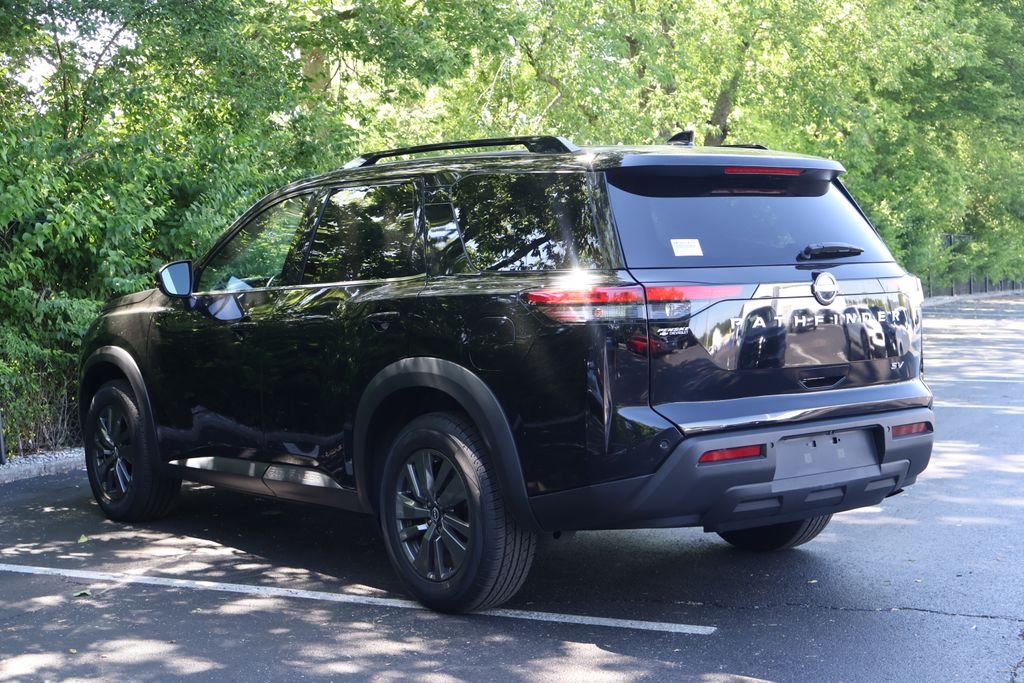 Used 2024 Super Black Nissan SV image 5