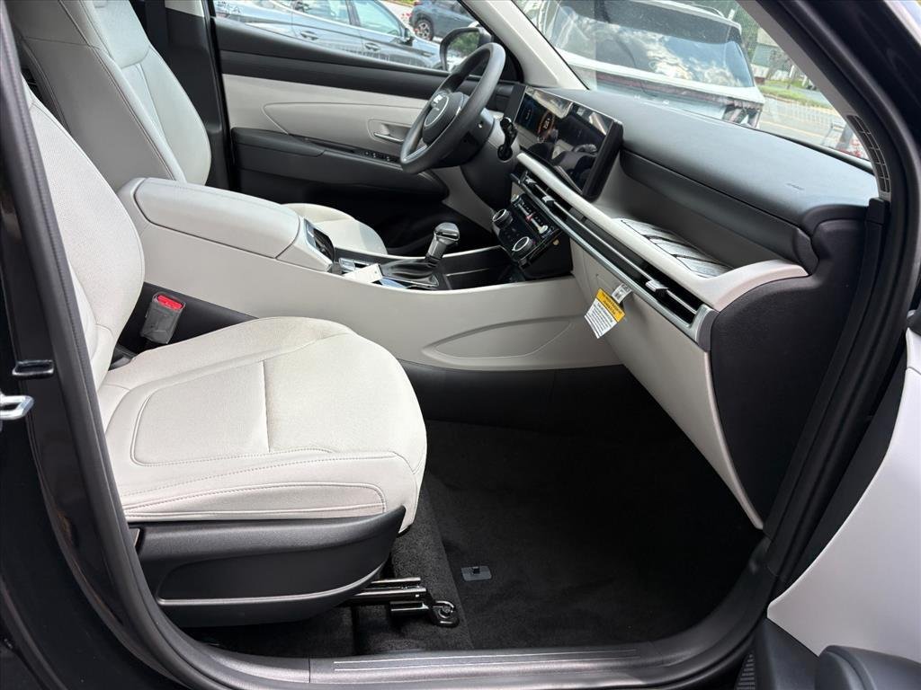 New 2026 Phantom Black Hyundai SEL Plus image 27