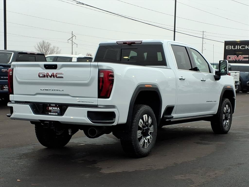 2026 GMC Sierra 3500HD Denali - Photo 17