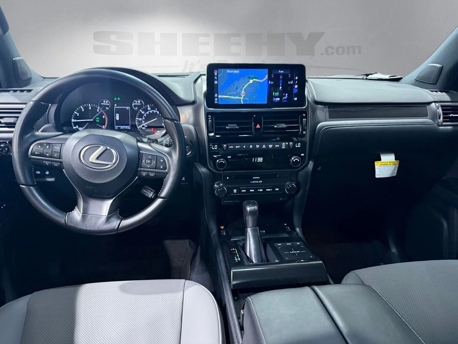 Used 2023 Green Lexus 460 image 9