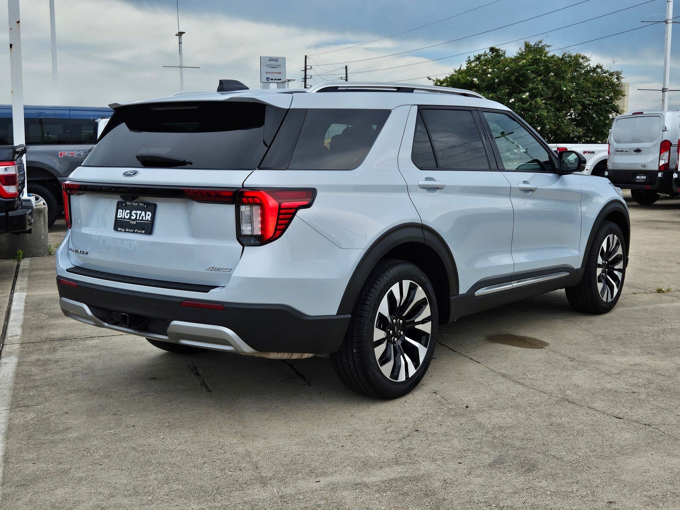 Used 2026 Blue Ford Platinum image 3