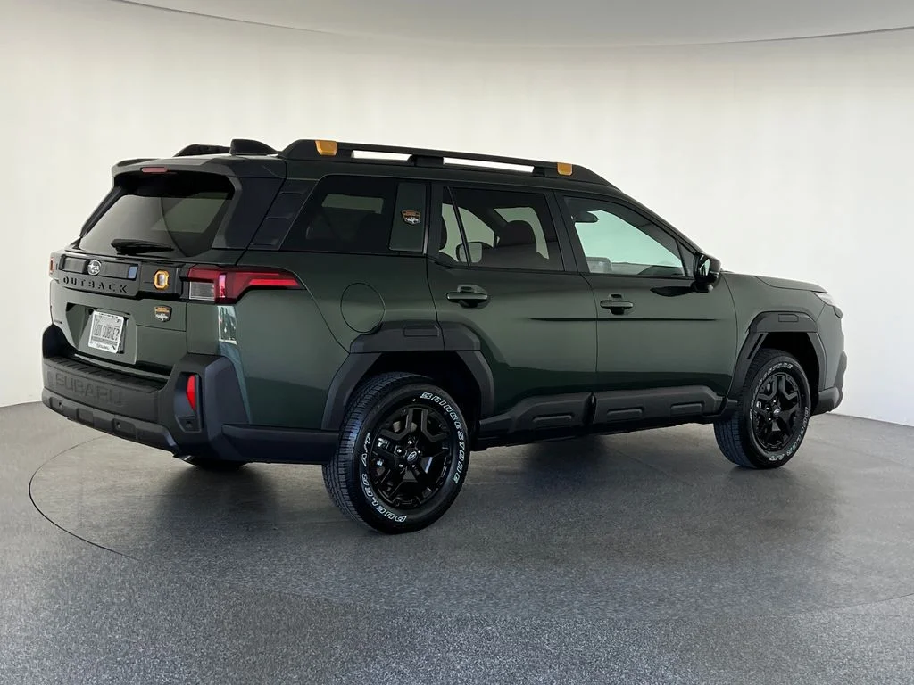 New 2026 DEEP EMERALD GREEN PEARL Subaru Wilderness image 4