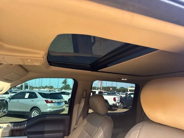 Used 2020 Red Ford Lariat image 4