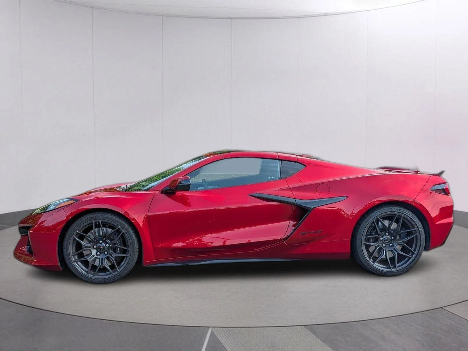Used 2024 Red Mist Metallic Tintcoat Chevrolet 3LZ image 2