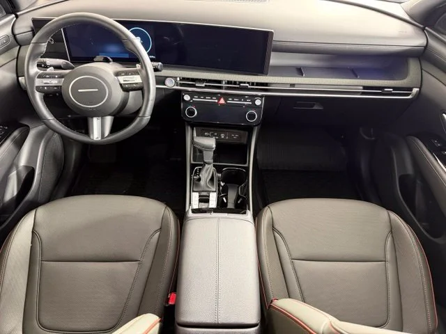 2025 Hyundai Santa Cruz Limited - Photo 8