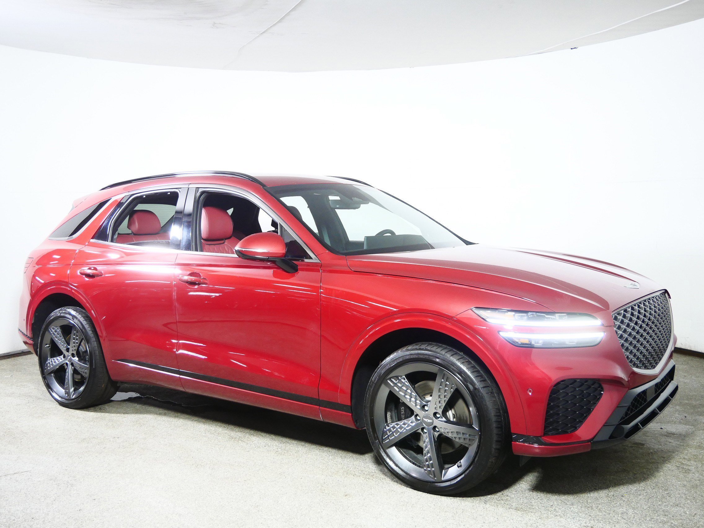 Used 2023 Mauna Red Genesis 3.5T Sport image 1