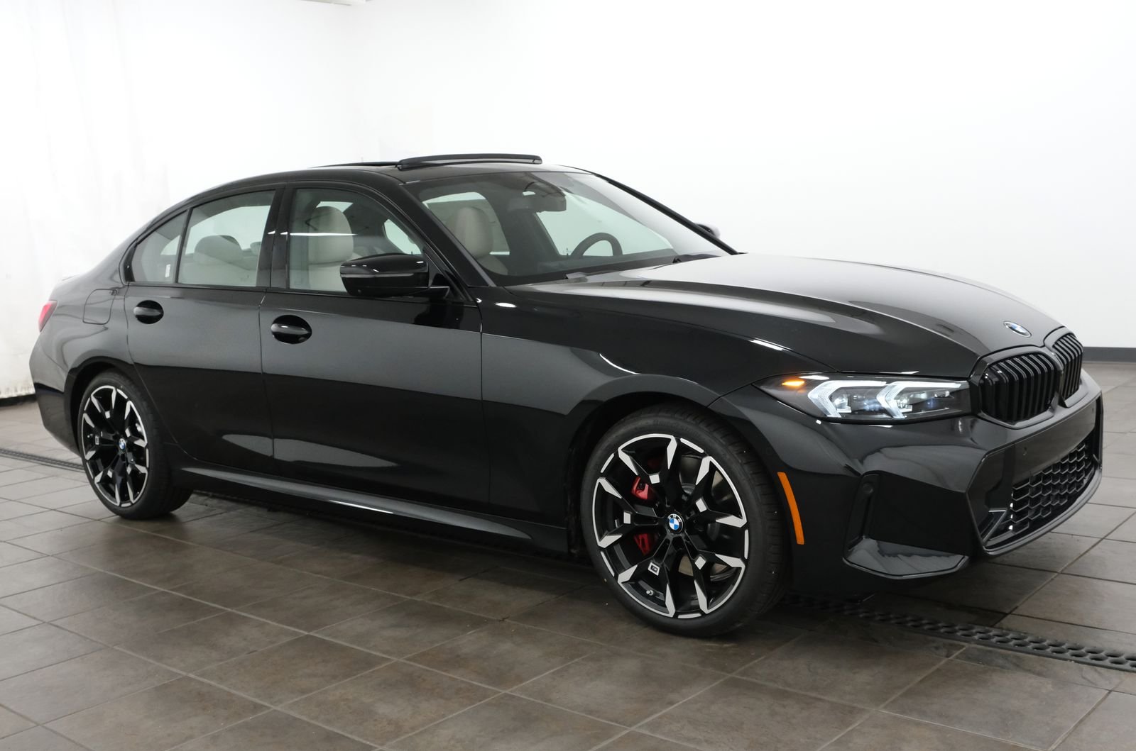 New 2026 Black Sapphire Metallic BMW 330i xDrive image 9